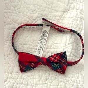 Janie and Jack Tartan Bowtie NWOT

COLOR Bradbury Red Tartan